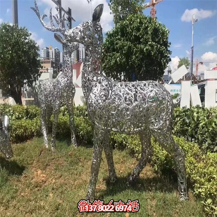 LED梅花鹿雕塑照明，景觀照明設(shè)計體驗