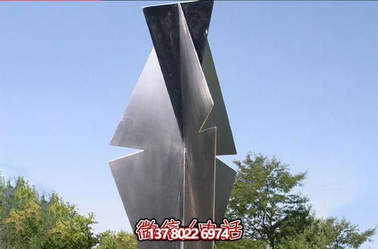 不銹鋼雕塑景觀，點(diǎn)綴學(xué)校、公園環(huán)境