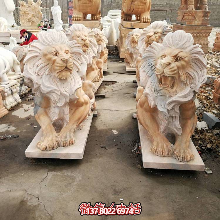 大理石石雕獅子雕塑，點(diǎn)綴晚霞紅園林景觀