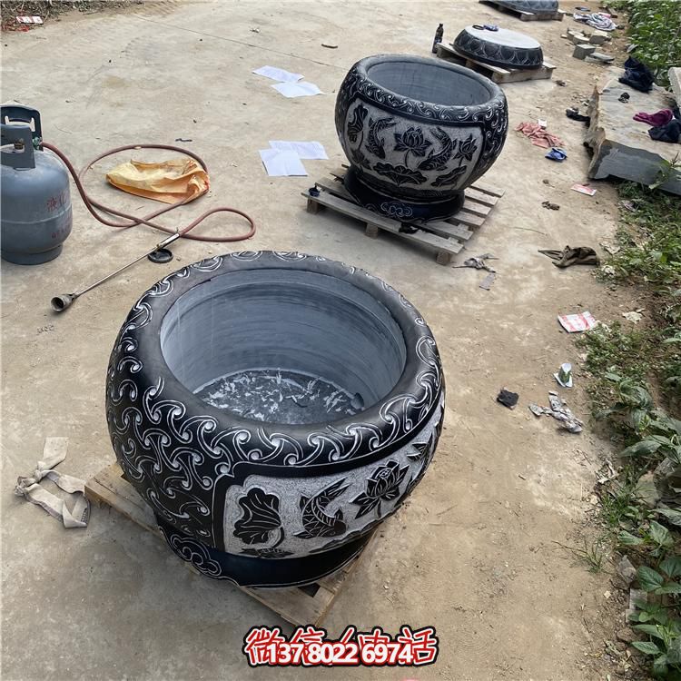 精美大理石養(yǎng)魚水缸，為您的景點(diǎn)增添美感
