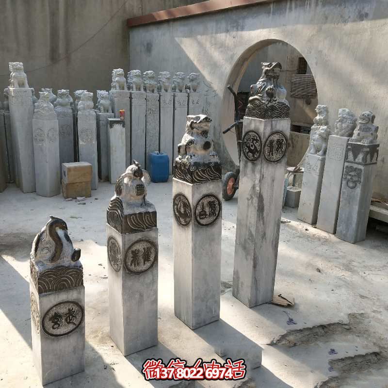 四神馬柱拴，融匯大理石精致雕塑，為園林景觀裝點增添濃濃韻味