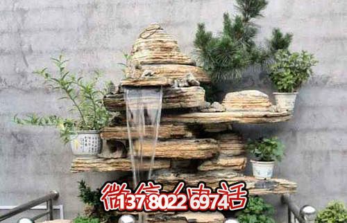 精致小型庭院，石假山流水雕塑擺放