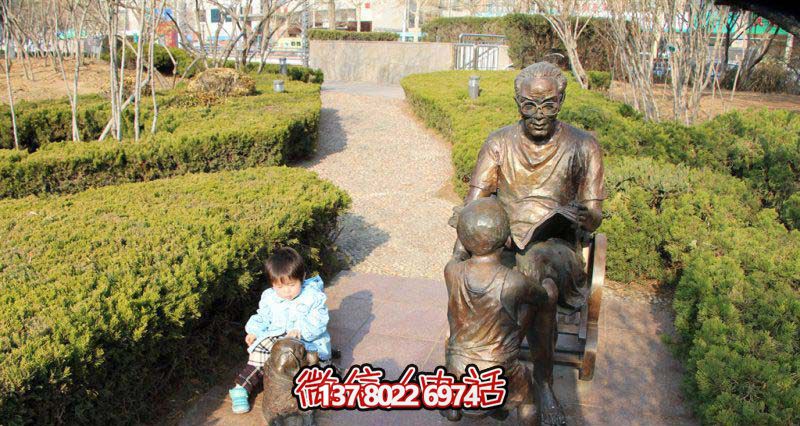 創(chuàng)意銅雕讀書(shū)雕塑，讓小朋友在園林中暢快閱讀