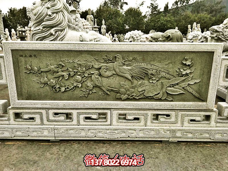 大理石綠浮雕欄桿，為景區(qū)裝飾錦上添花