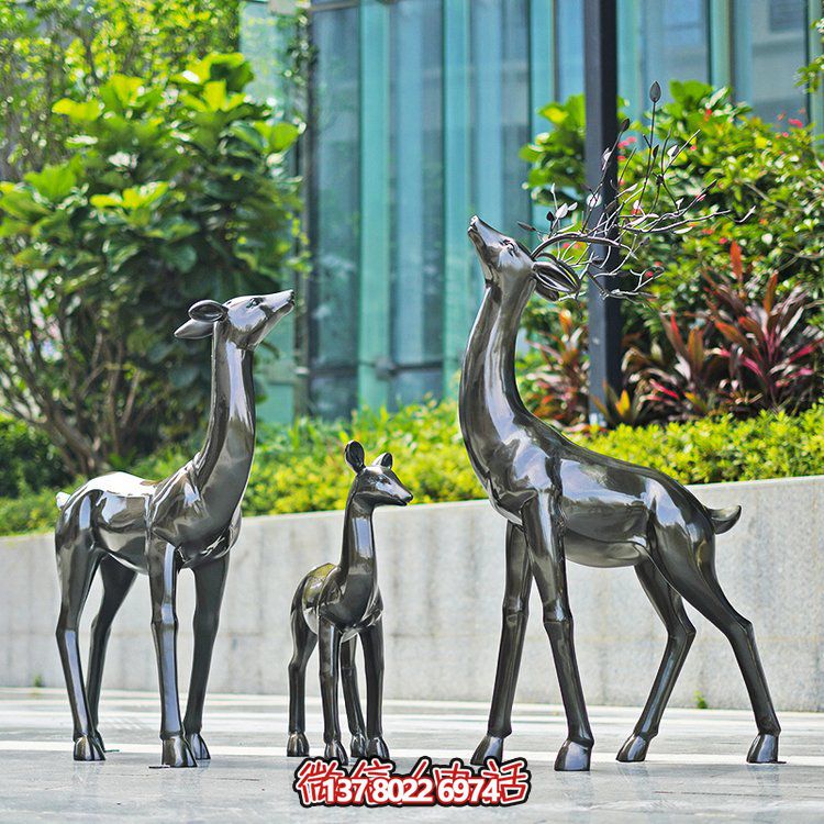 玻璃鋼制仿銅小鹿擺件，點(diǎn)綴戶外園林景觀