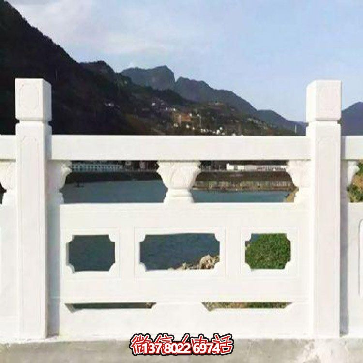 大理石雕刻石欄桿，美輪美奐，護佑家園