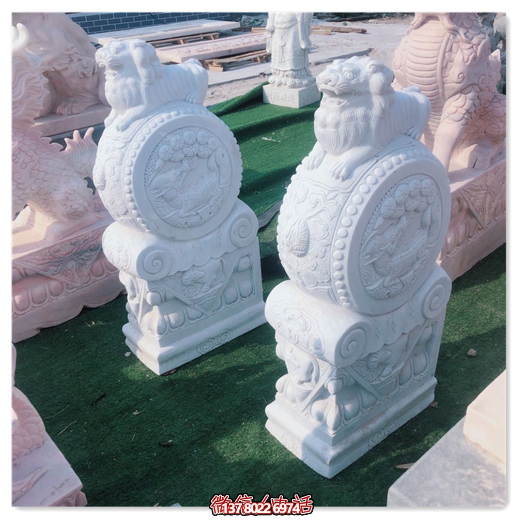 精美石雕獅子雕塑，裝點(diǎn)精致庭院
