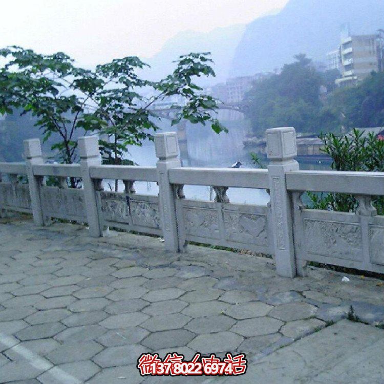 品質(zhì)精良的大理石欄桿、欄板及雕塑，締造美麗景觀