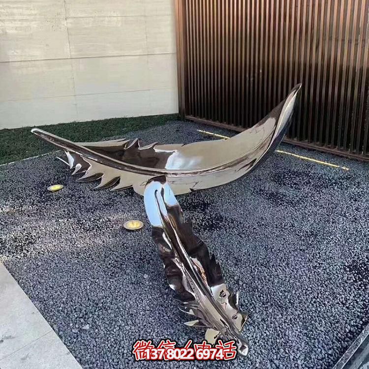 不銹鋼羽毛擺件鏡面裝飾，點(diǎn)亮戶外公園