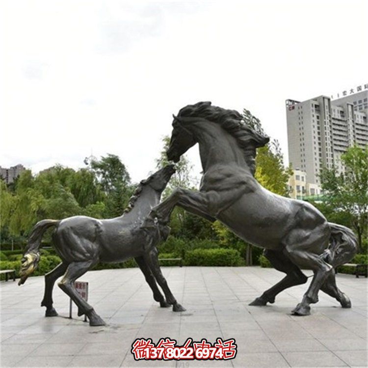 大型仿真動物駿馬不銹鋼雕塑，點綴城市廣場園林