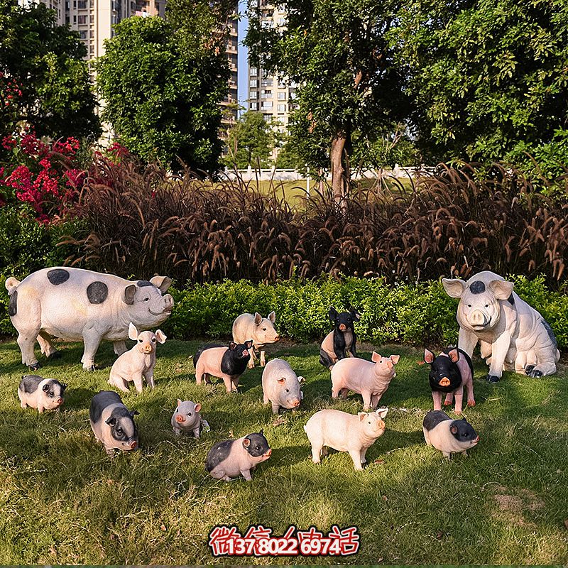 玻璃鋼豬雕塑，擺放一群，裝點(diǎn)動物園