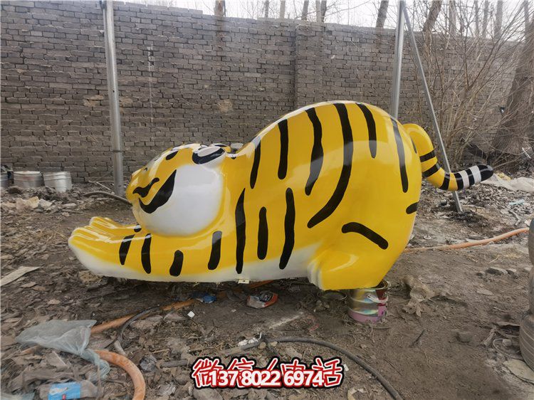 玻璃鋼小老虎雕塑，裝點(diǎn)精美的園林景觀(guān)